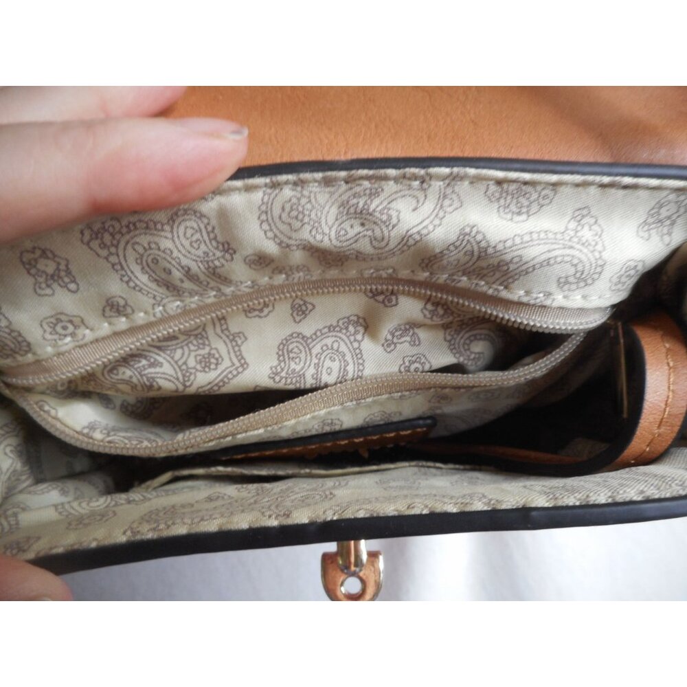 Simply Noelle pink Leather like Handbag Purse twist lock close - Picture 7 of 10